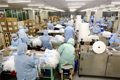 日產(chǎn)50萬(wàn)只口罩！河源這家企業(yè)如何以責(zé)任與速度守護(hù)一方平安